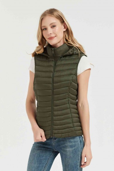 CHALECO ACOLCHADO FINO CON CAPUCHA OBRF2014-VERDE KAKI