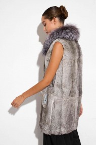 CHALECO LARGO CONEJO CON CUELLO DE ZORRO PC-LLL5835