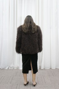 CHAQUETA PELO DE CORDERO 60CM TB-WT2411251317