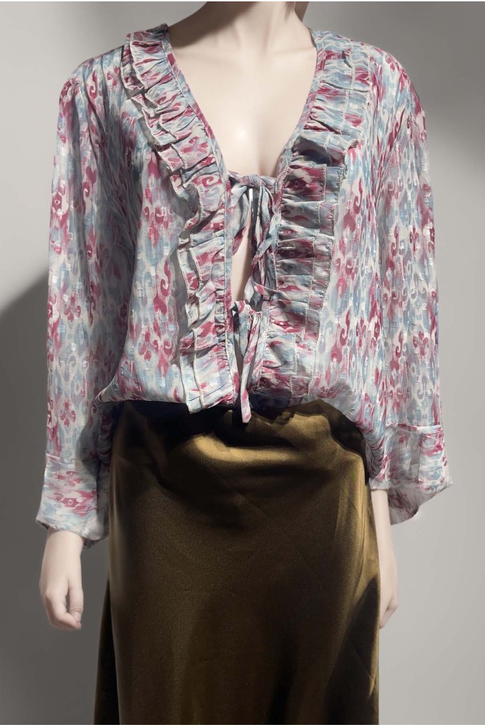 BLUSA ESTAMPADA Y FALDA MARRON