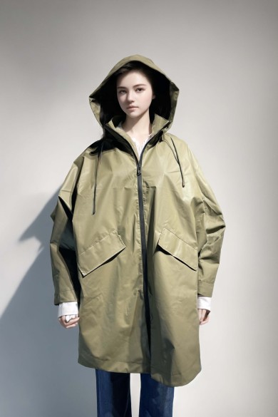 CAPA IMPERMEABLE CON CAPUCHA – ESTILO PONCHO, LIGERA Y PRÁCTICA FR-K3529 VERDE KAKI