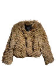 CHAQUETA CORTA DE PELO DE MARMOTA CON EFECTO RAYADO PC-WT202113741