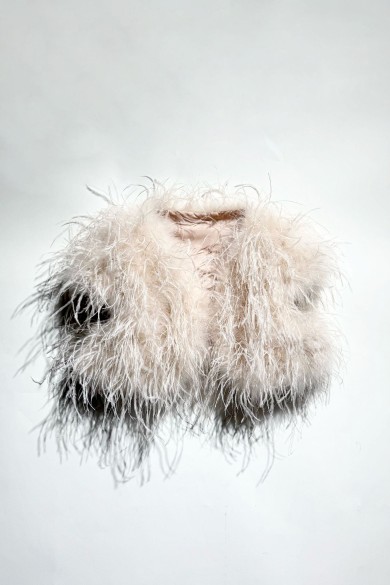 CHALECO CORTO PLUMAS DE AVESTRUZ PC-YLM5835-08