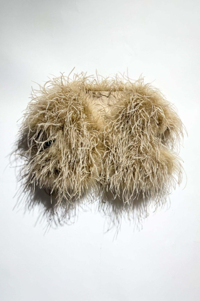CHALECO CORTO PLUMAS DE AVESTRUZ PC-YLM5835-39