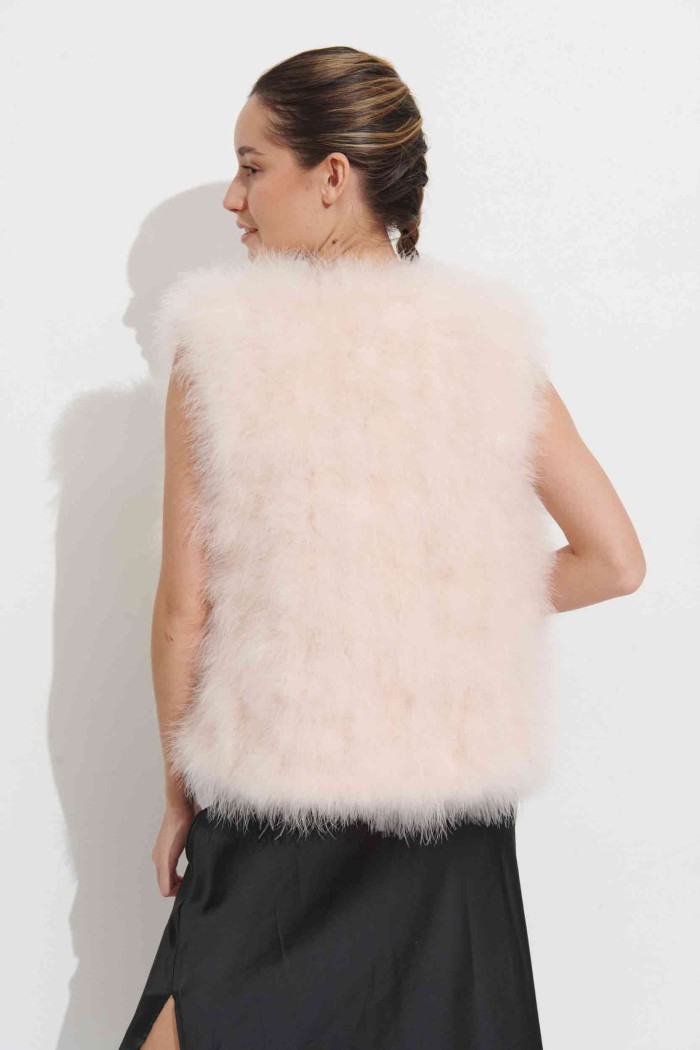 CHALECO PLUMAS DE AVESTRUZ PC-YLM2024-08