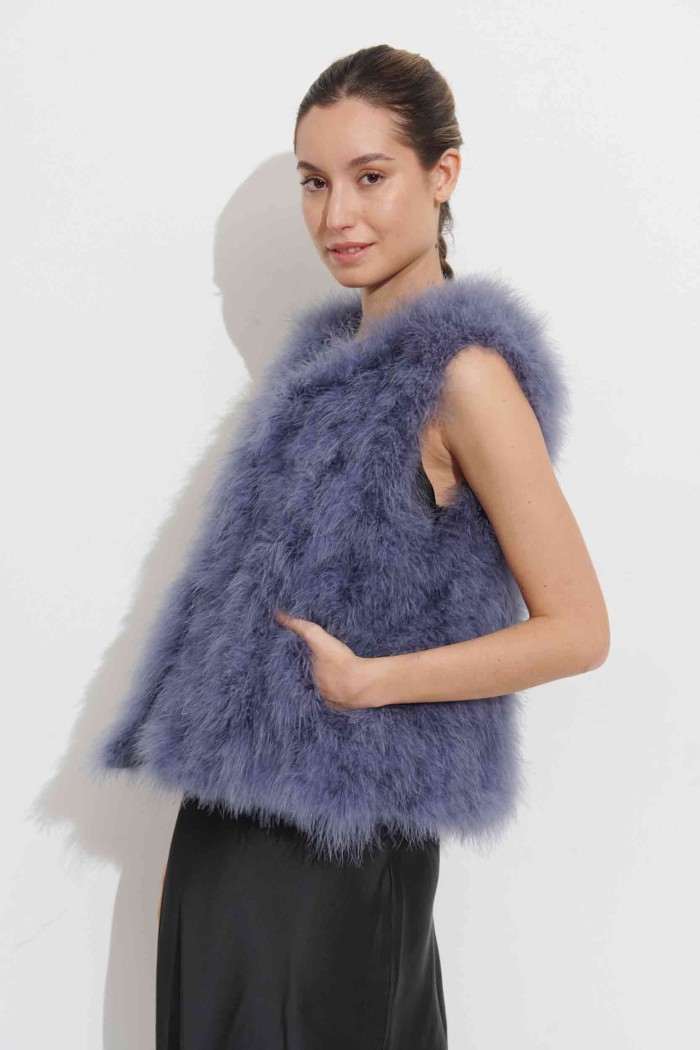 CHALECO PLUMAS DE AVESTRUZ PC-YLM2024-05