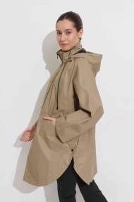 CAPA IMPERMEABLE CON CAPUCHA – ESTILO PONCHO, LIGERA Y PRÁCTICA FR-K3529 BEIGE