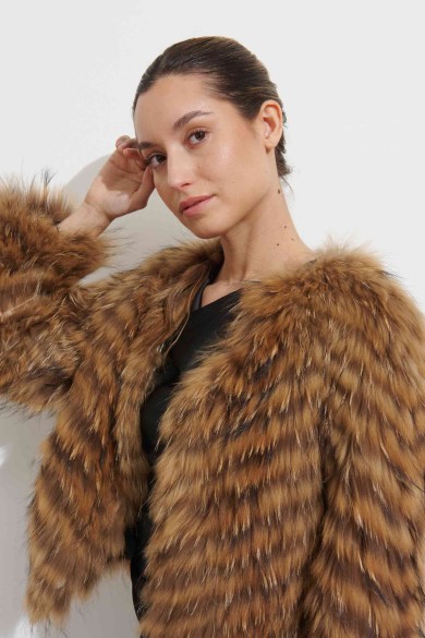 CHAQUETA CORTA DE PELO DE MARMOTA CON EFECTO RAYADO PC-WT202113741
