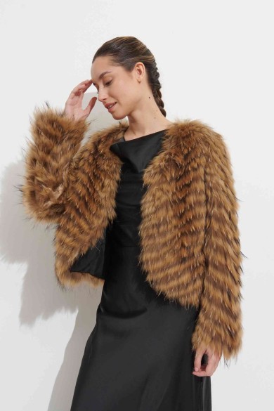CHAQUETA CORTA DE PELO DE MARMOTA CON EFECTO RAYADO PC-WT202113741