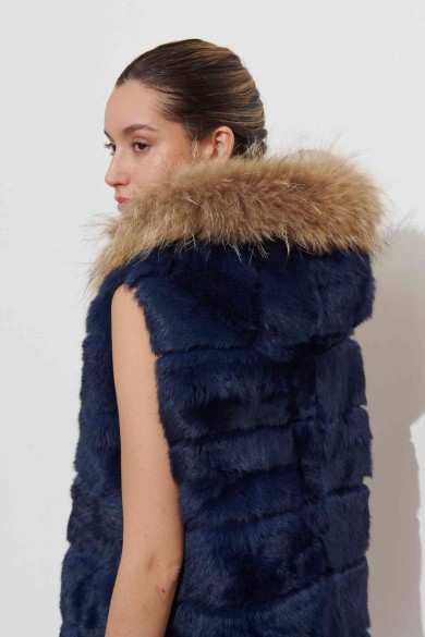 CHALECO LARGO CON CAPUCHA DE PELO DE CONEJO Y PELO DE MARMOTA PC-LLL5435-11