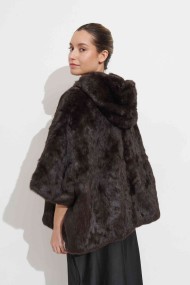 CHAQUETA CORTA CON CAPUCHA DE PELO DE CONEJO PC-LLL5897