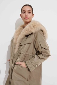 PARKA CON CUELLO DE PELO DE ZORRO PC-LLL5906