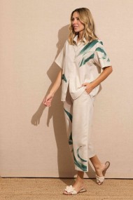 CONJUNTO ESTAMPADO HOJA ESTILO RELAJADO FBZMR22020AB