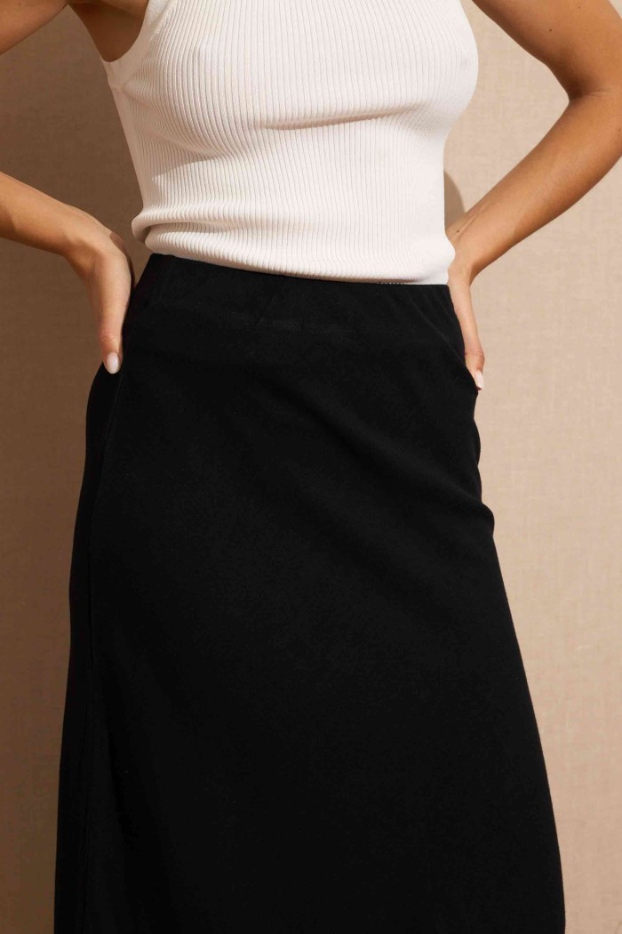 FALDA MIDI NEGRA FBZMR22087