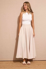 FALDALARGA PLISADA COLOR BEIGE  FBZMR22303
