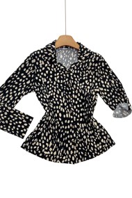 BLUSA NEGRA CON ESTAMPADO DE MANCHAS BEIGE Y MANGA LARGA TY-L39054