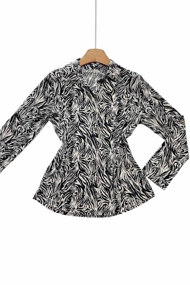 BLUSA ESTAMPADO CEBRA CON MANGA LARGA Y BOTONES FRONTALES TY-L39055