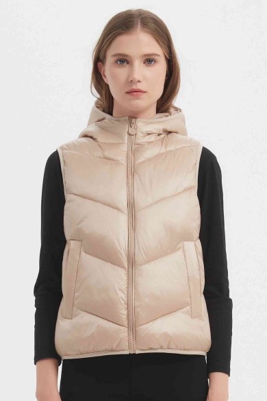 CHALECO ACOLCHADO CON CAPUCHA 6COLORES OBRF2050