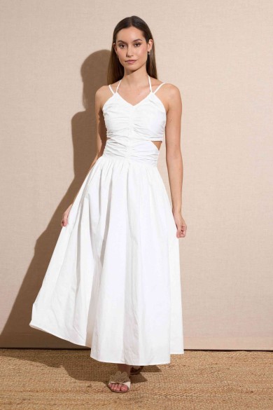 VESTIDO BLANCO CON DETALLES FRUNCIDOS Y ABERTURAS LATERALES FBZMR22275