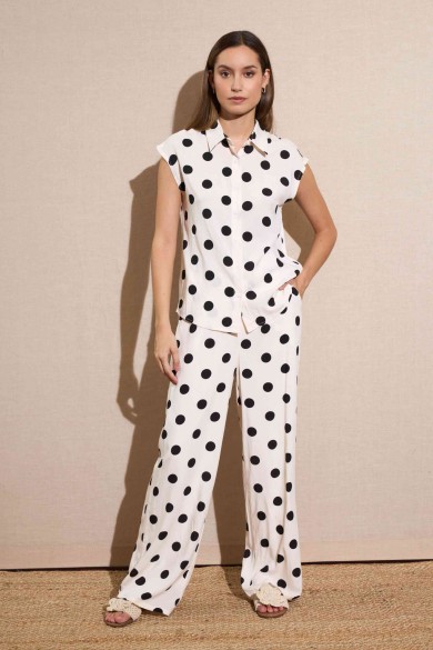 CONJUNTO DE CAMISA SIN MANGAS Y PANTALÓN ESTAMPADO DE LUNARES BLANCO/NEGRO FBZMR22373 22367
