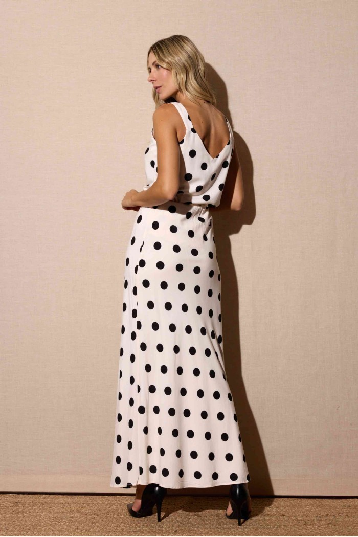 TOP DE TIRANTES BLANCO CON LUNARES NEGROS FBZMR22361
