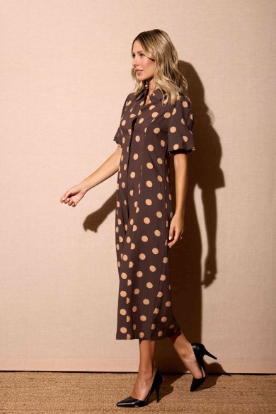 VESTIDO MARRÓN LUNARES MANGA CORTA Y CORTE MIDI FBZMR22387