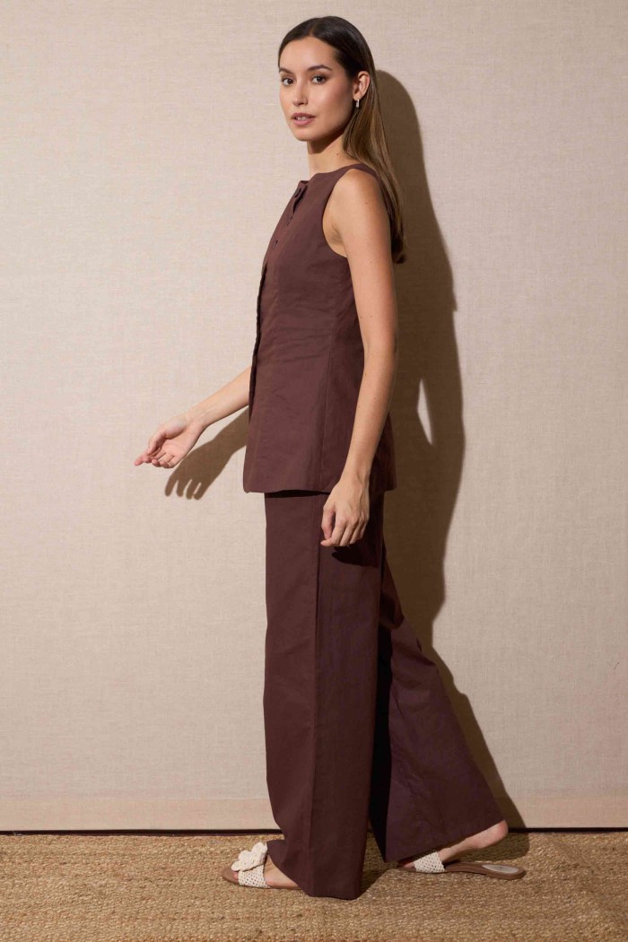 CONJUNTO SIN MANGAS DE CHAQUETA ENTALLADA Y PANTALÓN ANCHO FBZMA1585AB